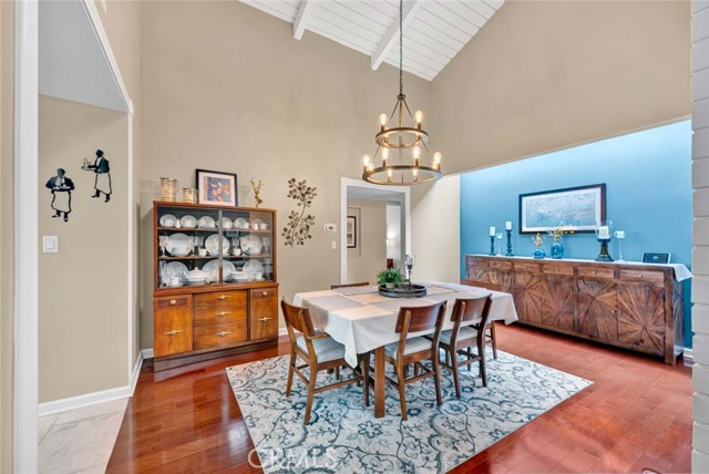 Detail Gallery Image 7 of 33 For 24615 Overlake Dr, Lake Forest,  CA 92630 - 3 Beds | 2 Baths