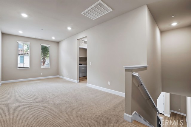 Detail Gallery Image 9 of 24 For 19109 Azul Ln, Huntington Beach,  CA 92648 - 4 Beds | 2/1 Baths