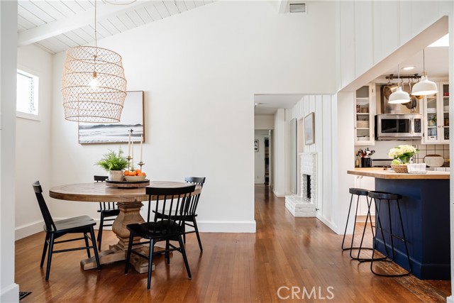 517 5th Street, Manhattan Beach, California 90266, 3 Bedrooms Bedrooms, ,2 BathroomsBathrooms,Residential,Sold,5th,SB22046594