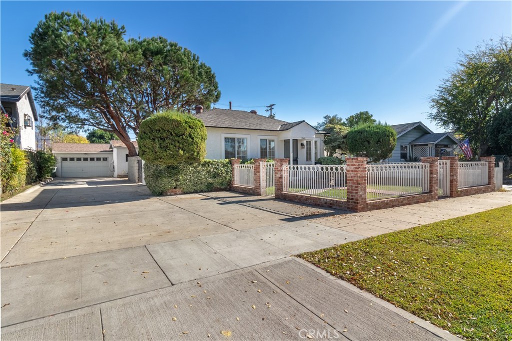 170Eb160 8531 4493 Bd2E 3D7A88D15C7E 1340 N Lamer Street, Burbank, Ca 91506 &Lt;Span Style='BackgroundColor:transparent;Padding:0Px;'&Gt; &Lt;Small&Gt; &Lt;I&Gt; &Lt;/I&Gt; &Lt;/Small&Gt;&Lt;/Span&Gt;