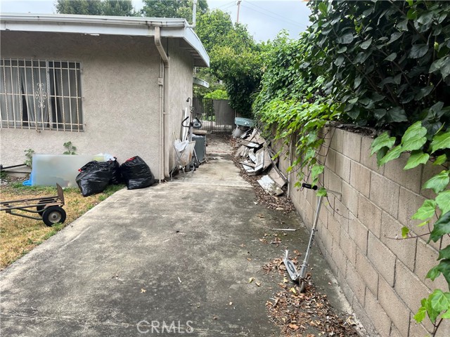 1308 E Sunview Drive, Orange CA: https://media.crmls.org/medias/170ec01e-4fcd-4cc5-b3a9-f609f30ed195.jpg