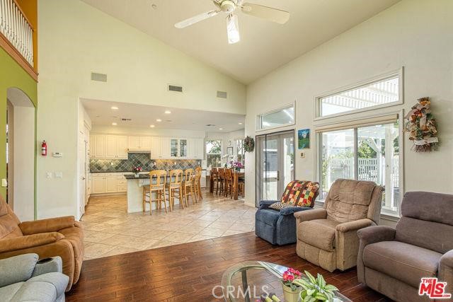 18568 Arbor Gate Lane, Yorba Linda CA: https://media.crmls.org/medias/170f1f43-1ad4-4d99-bc42-fafca8b2a6f5.jpg
