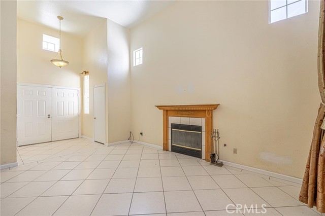36849 James Place, Palmdale CA: https://media.crmls.org/medias/171005bc-7cf5-47c3-9e27-6f8c147c2a0f.jpg