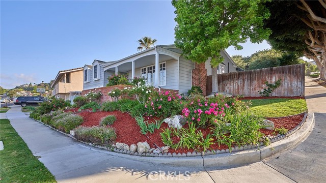 27405 Elmbridge Drive, Rancho Palos Verdes, California 90275, 4 Bedrooms Bedrooms, ,2 BathroomsBathrooms,Residential,Sold,Elmbridge,SB22071987