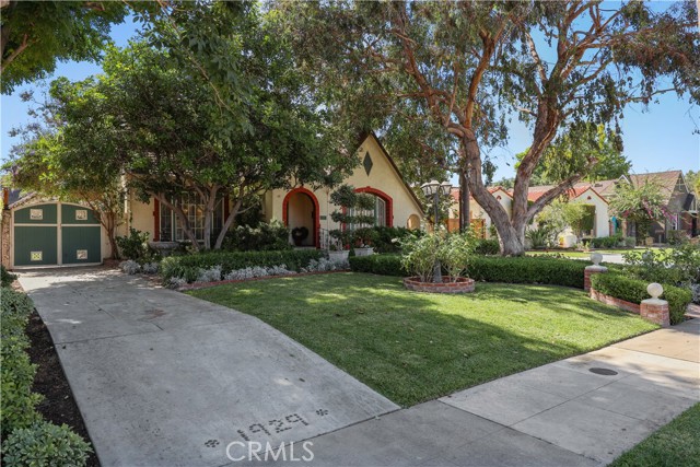 Detail Gallery Image 3 of 58 For 2446 N Heliotrope Dr, Santa Ana,  CA 92706 - 3 Beds | 1/1 Baths