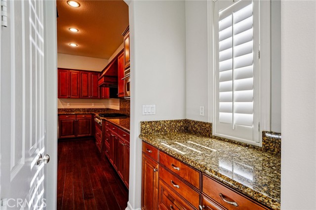 Detail Gallery Image 19 of 68 For 8622 Edelweiss, Corona,  CA 92883 - 5 Beds | 4/1 Baths