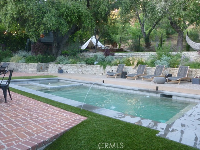 1094 Acanto Place photo 34