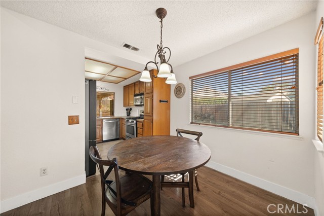 Detail Gallery Image 15 of 34 For 26418 Capay Bay Ct, Moreno Valley,  CA 92555 - 3 Beds | 2 Baths