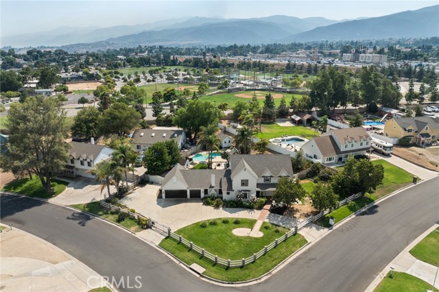 Detail Gallery Image 33 of 37 For 7385 Piute Creek Dr, Corona,  CA 92881 - 4 Beds | 3/1 Baths