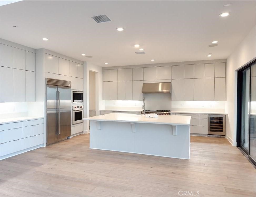 MLS #OC25257810 image #10