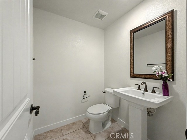 Detail Gallery Image 12 of 26 For 7662 Cabrillo, Corona,  CA 92880 - 5 Beds | 3/1 Baths