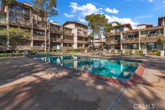 Detail Gallery Image 37 of 40 For 6314 Marina Pacifica, Long Beach,  CA 90803 - 2 Beds | 2 Baths