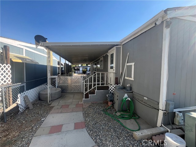 20683 Waalew Road, Apple Valley CA: https://media.crmls.org/medias/17146a3e-e81d-45b3-8b2a-c564cb079c80.jpg