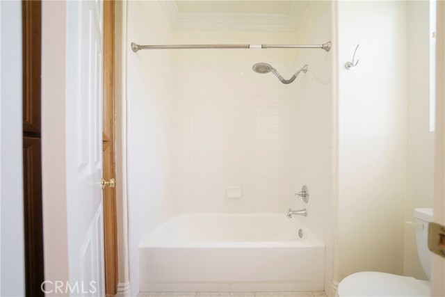 16393 Fox Valley Drive, San Diego CA: https://media.crmls.org/medias/17150aa6-a9b0-47c7-8cec-da84288809f7.jpg