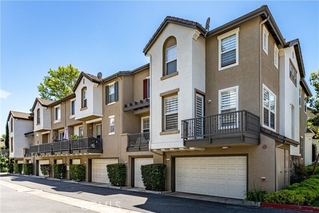7 Burlingame Lane, Aliso Viejo CA: https://media.crmls.org/medias/1715f945-cc8f-4eda-baf4-0cab8f082c2b.jpg