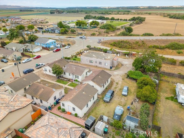 4589 12th Street, Guadalupe CA: https://media.crmls.org/medias/1716c59a-a931-4b42-b5c0-e0ddfbba9485.jpg