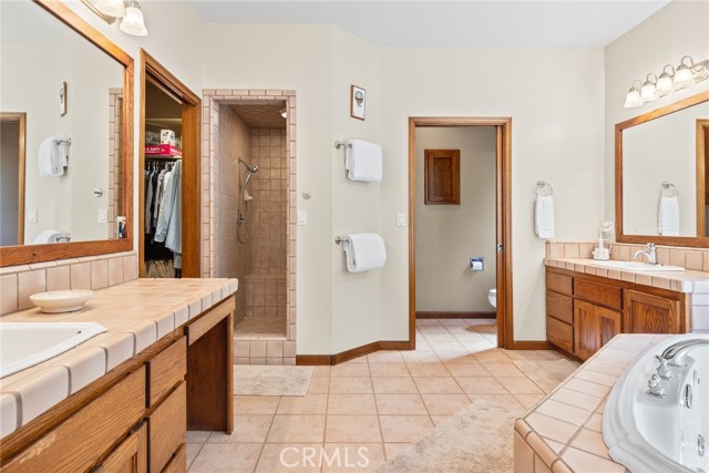 Detail Gallery Image 34 of 60 For 3515 Bell Estates Dr, Chico,  CA 95973 - 6 Beds | 5/1 Baths