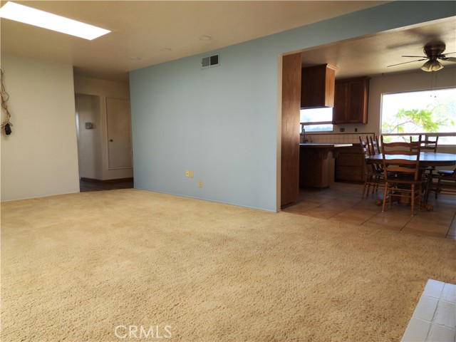 Detail Gallery Image 6 of 24 For 1208 Glines Ave, Santa Maria,  CA 93455 - 5 Beds | 2 Baths