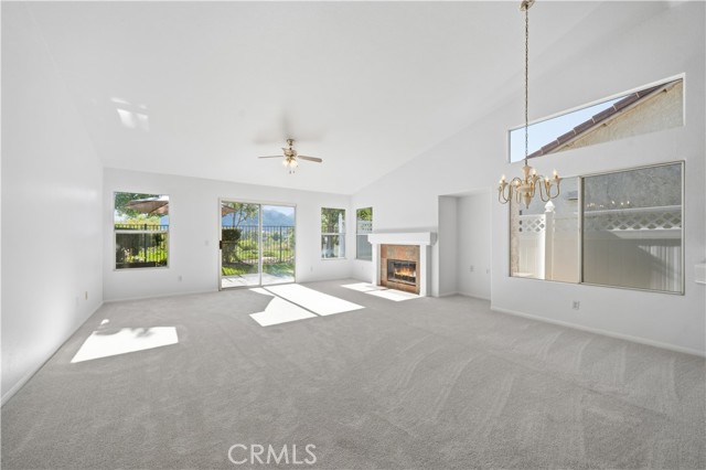 Detail Gallery Image 4 of 31 For 4875 Lake Shore, Fallbrook,  CA 92028 - 3 Beds | 2 Baths