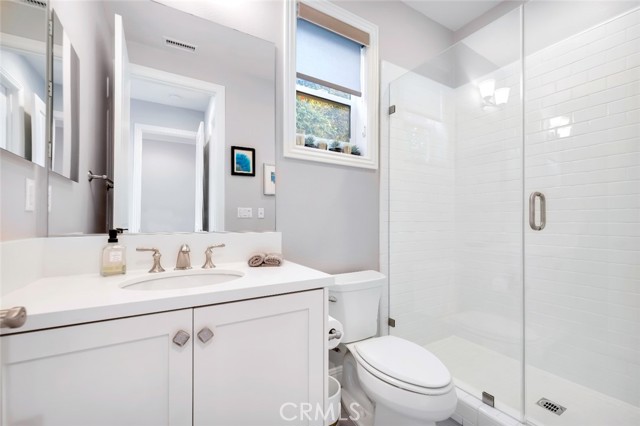 11929 Ricasoli Way, Porter Ranch CA: https://media.crmls.org/medias/1718cc0d-f296-470a-94b8-f200e68fd17e.jpg