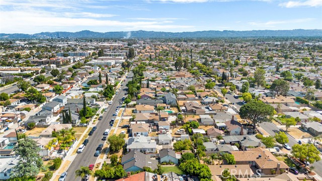 7937 Vantage Avenue, North Hollywood CA: https://media.crmls.org/medias/171a4470-c500-41ec-acf7-bfd45ae2d33f.jpg