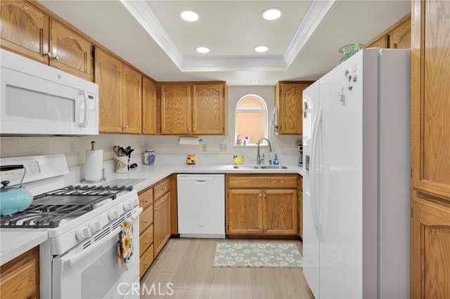 Detail Gallery Image 11 of 44 For 11556 Winifred Dr, Apple Valley,  CA 92308 - 2 Beds | 2 Baths