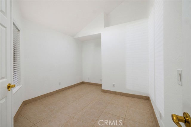 Detail Gallery Image 19 of 24 For 25605 Corsica Way, Yorba Linda,  CA 92887 - 3 Beds | 2 Baths