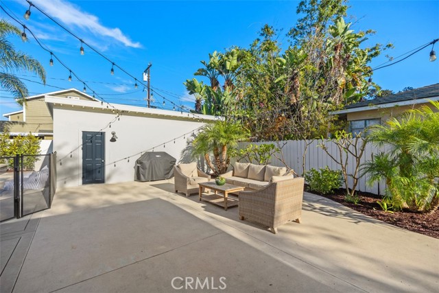 Detail Gallery Image 23 of 33 For 222 Lillian Pl, Costa Mesa,  CA 92627 - 3 Beds | 2 Baths