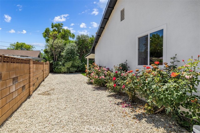 Detail Gallery Image 38 of 38 For 22306 Marlin Pl, Canoga Park,  CA 91303 - 4 Beds | 3 Baths