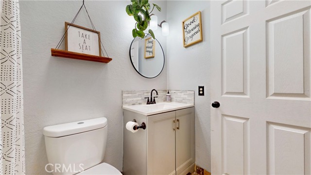 Detail Gallery Image 37 of 74 For 14380 La Brisa Rd, Victorville,  CA 92392 - 4 Beds | 2/1 Baths