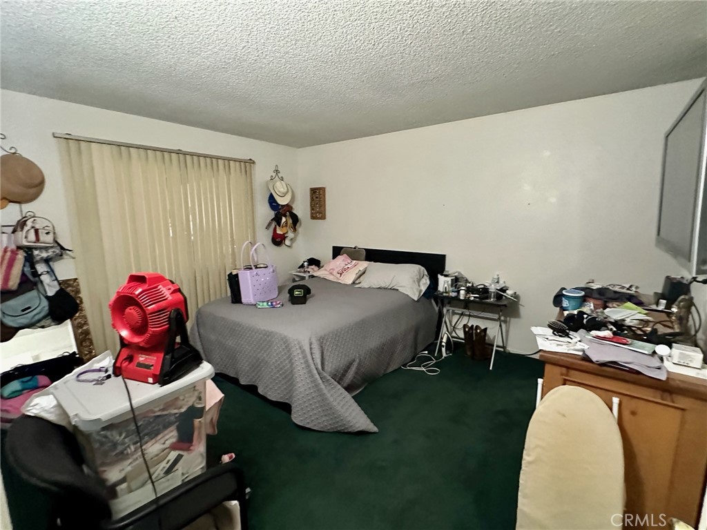 https://media.crmls.org/medias/171bf06d-f8e6-4b31-a572-c93a7ed4d892.jpg?preset=X-Large