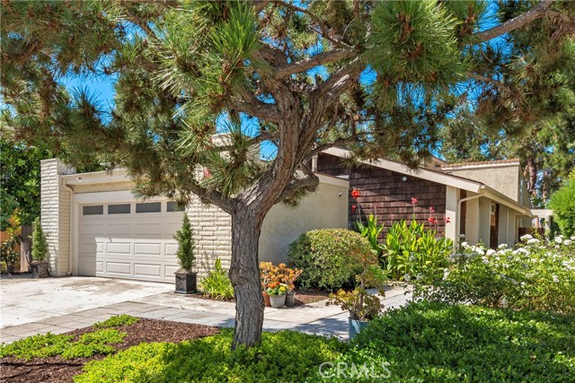 22461 Aliso Park Dr, Lake Forest, CA 92630
