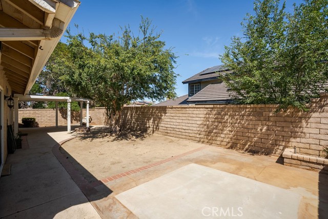 Detail Gallery Image 31 of 34 For 1715 Lake Way, Lancaster,  CA 93534 - 5 Beds | 3 Baths
