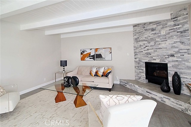 Detail Gallery Image 17 of 46 For 14212 Carfax Ave, Tustin,  CA 92780 - 4 Beds | 2 Baths