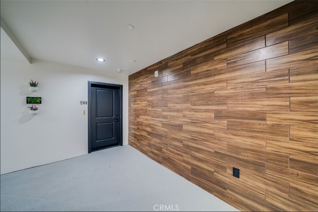 MLS #SR25258310 image #5