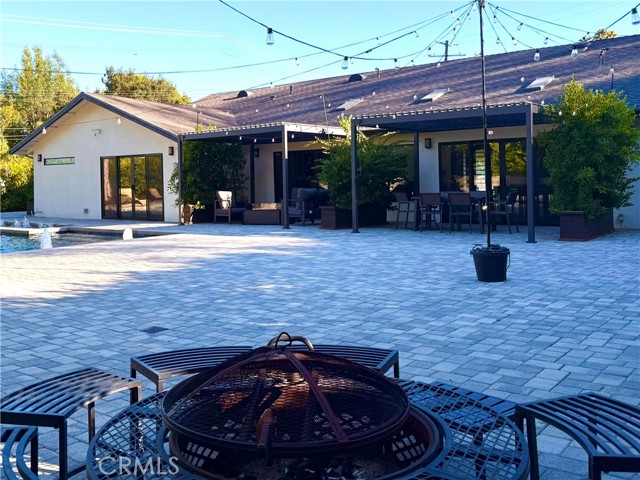 20301 Reaza Place, Woodland Hills CA: https://media.crmls.org/medias/17203d23-b14e-4dc6-9bcb-125aebefc0c5.jpg