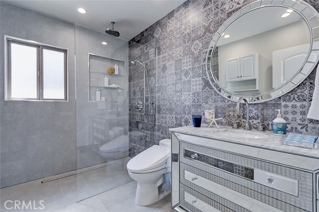 441 Avenue E, Redondo Beach, California 90277, 5 Bedrooms Bedrooms, ,4 BathroomsBathrooms,Residential,Sold,Avenue E,SB22100655