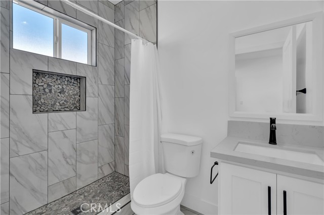 Image 18 of 31 For 2419 3rd Street