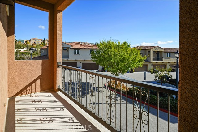 Detail Gallery Image 9 of 63 For 11253 Paseo Lomaso, Porter Ranch,  CA 91326 - 2 Beds | 2 Baths