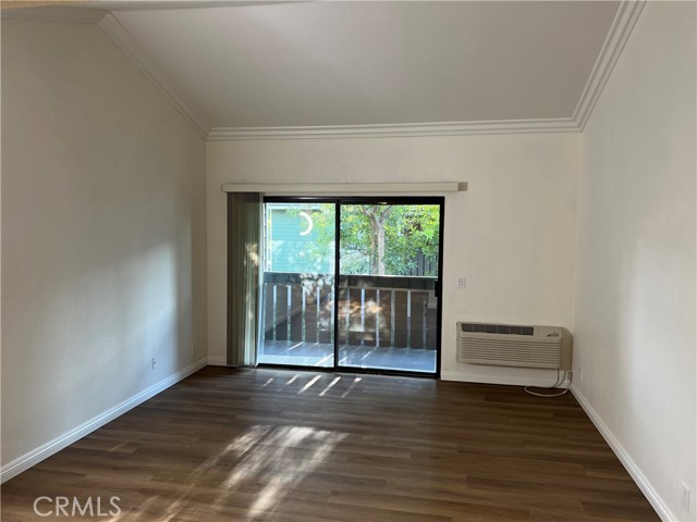 Image 10 of 36 For 3535 Banbury Drive 34