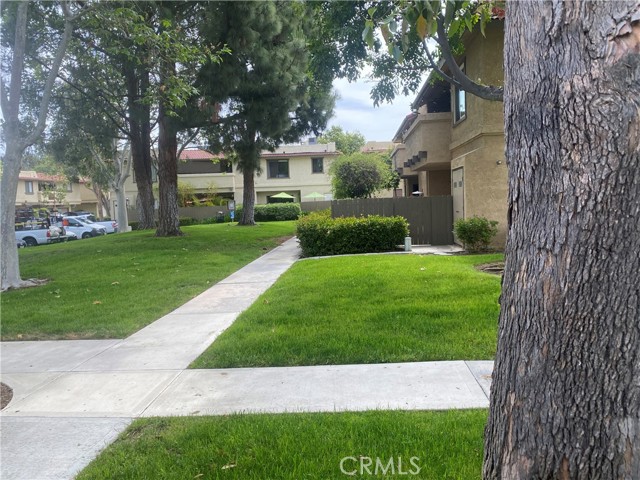 Detail Gallery Image 3 of 29 For 21296 Tupelo Ln #6,  Lake Forest,  CA 92630 - 2 Beds | 2 Baths