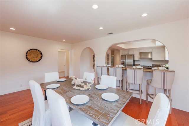 2103 Belmont Lane, Redondo Beach CA: https://media.crmls.org/medias/1722f98a-9818-462f-9525-e8c4d5c6941b.jpg