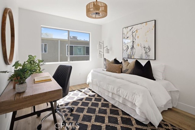 Detail Gallery Image 12 of 21 For 13310 Maxella Ave #8,  Marina Del Rey,  CA 90292 - 3 Beds | 2/1 Baths