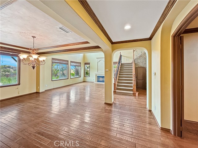 Detail Gallery Image 8 of 11 For 7786 Sanctuary Dr, Corona,  CA 92883 - 4 Beds | 3/1 Baths