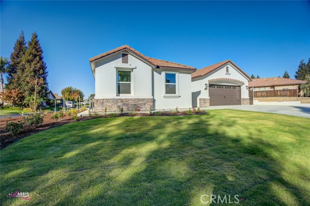 Detail Gallery Image 7 of 53 For 14902 Colonia De Las Rosas, Bakersfield,  CA 93306 - 3 Beds | 2 Baths