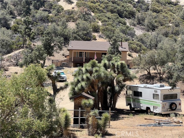 Detail Gallery Image 1 of 6 For 3215 Whispering Pines Rd, Wrightwood,  CA 92371 - 2 Beds | 1 Baths