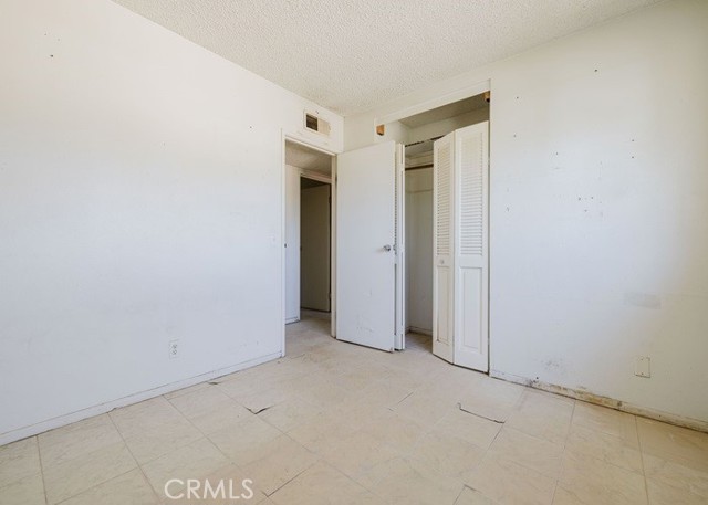72376 Sunnyslope Drive, 29 Palms CA: https://media.crmls.org/medias/17260705-08e9-4977-aeef-8b3cb5c63185.jpg