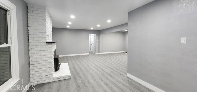 21483 US Highway 18, Apple Valley CA: https://media.crmls.org/medias/17275f85-9283-4758-b2e1-7a6a90b43c4e.jpg
