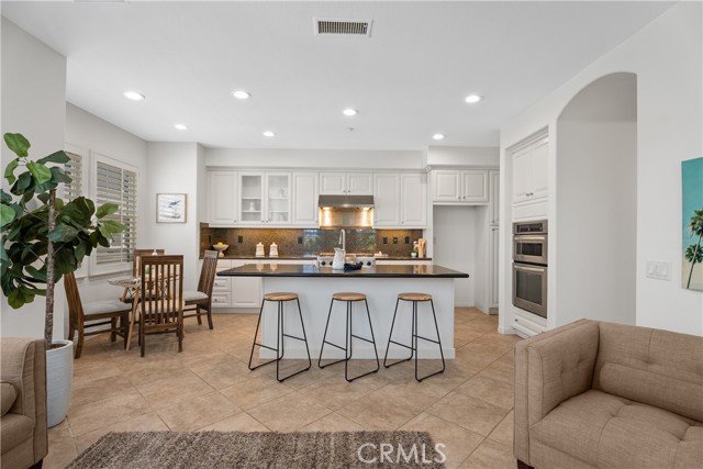 Detail Gallery Image 21 of 47 For 6249 Pacific Pointe Dr #16,  Huntington Beach,  CA 92648 - 3 Beds | 2/1 Baths