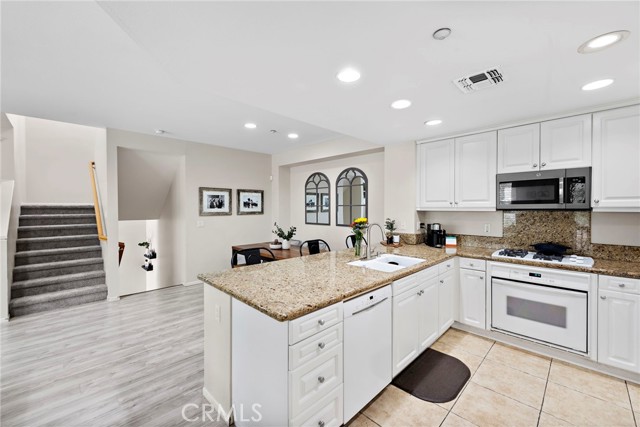 Detail Gallery Image 11 of 24 For 9 Paseo Luna, San Clemente,  CA 92673 - 2 Beds | 2 Baths